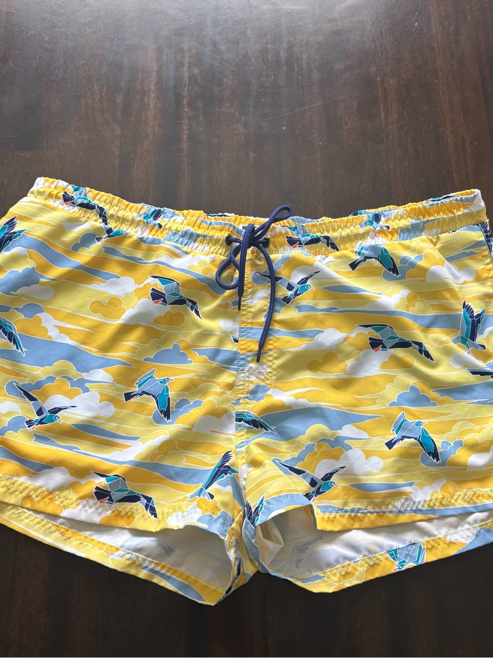 Club Room Men’s 2XL Swim Trunks Yellow Bird Print Drawstring